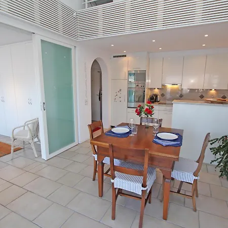 Orizzonte Blu By Holap Sa